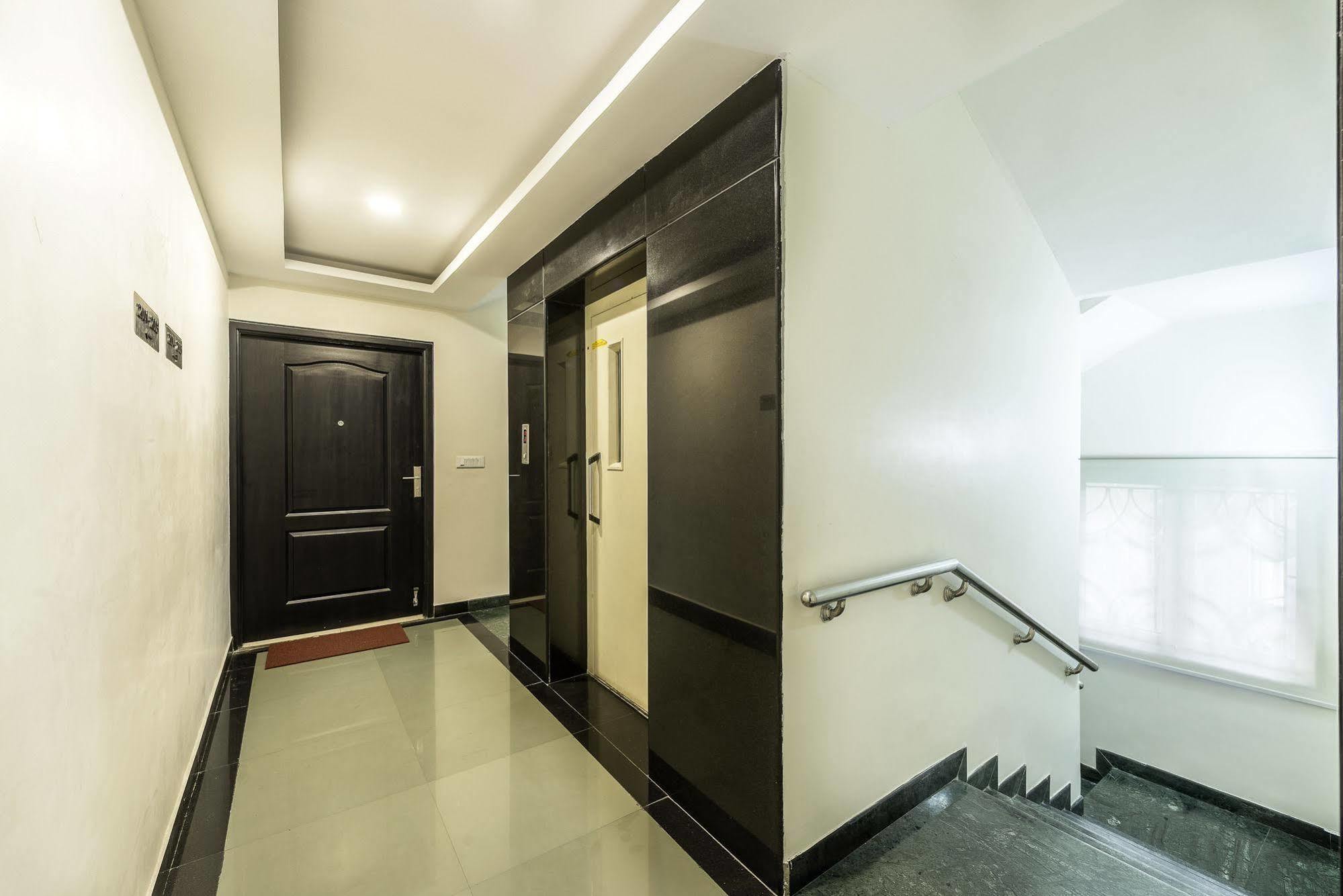 Hotel Treebo Elan 3*